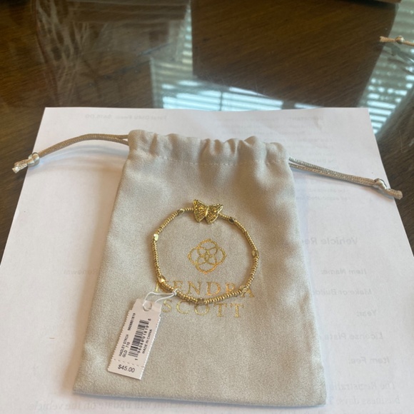 REG $45 KENDRA SCOTT GOLD HADLEY BUTTERFLY STRETCH BRACELET-VERY PRETTY - Picture 3 of 8